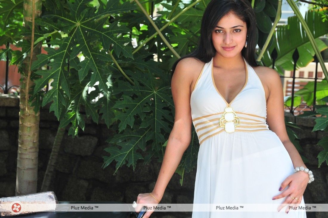 Haripriya New Photo Shoot - Pictures | Picture 115641